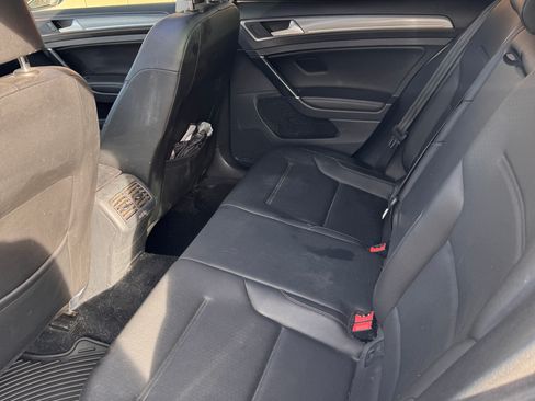 Used 2017 Volkswagen Golf Alltrack SE image 10