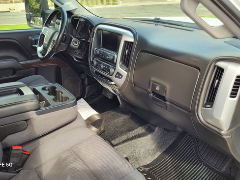 Used 2019 GMC Sierra 2500 SLE image 13