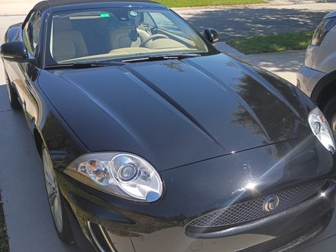Used 2010 Jaguar XK Convertible image 6