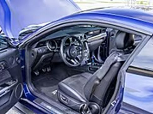 Used 2019 Ford Mustang GT Premium w/ GT Performance Package image 6