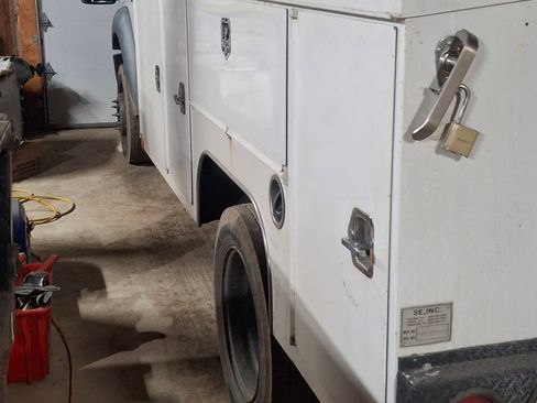 Used 2013 Ford F450 XL w/ PWR Equipment Group image 1