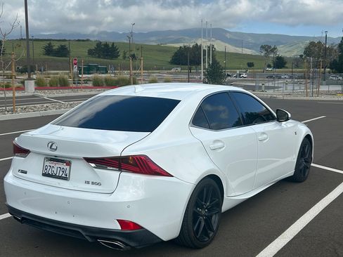 Used 2018 Lexus IS 300 F Sport image 5