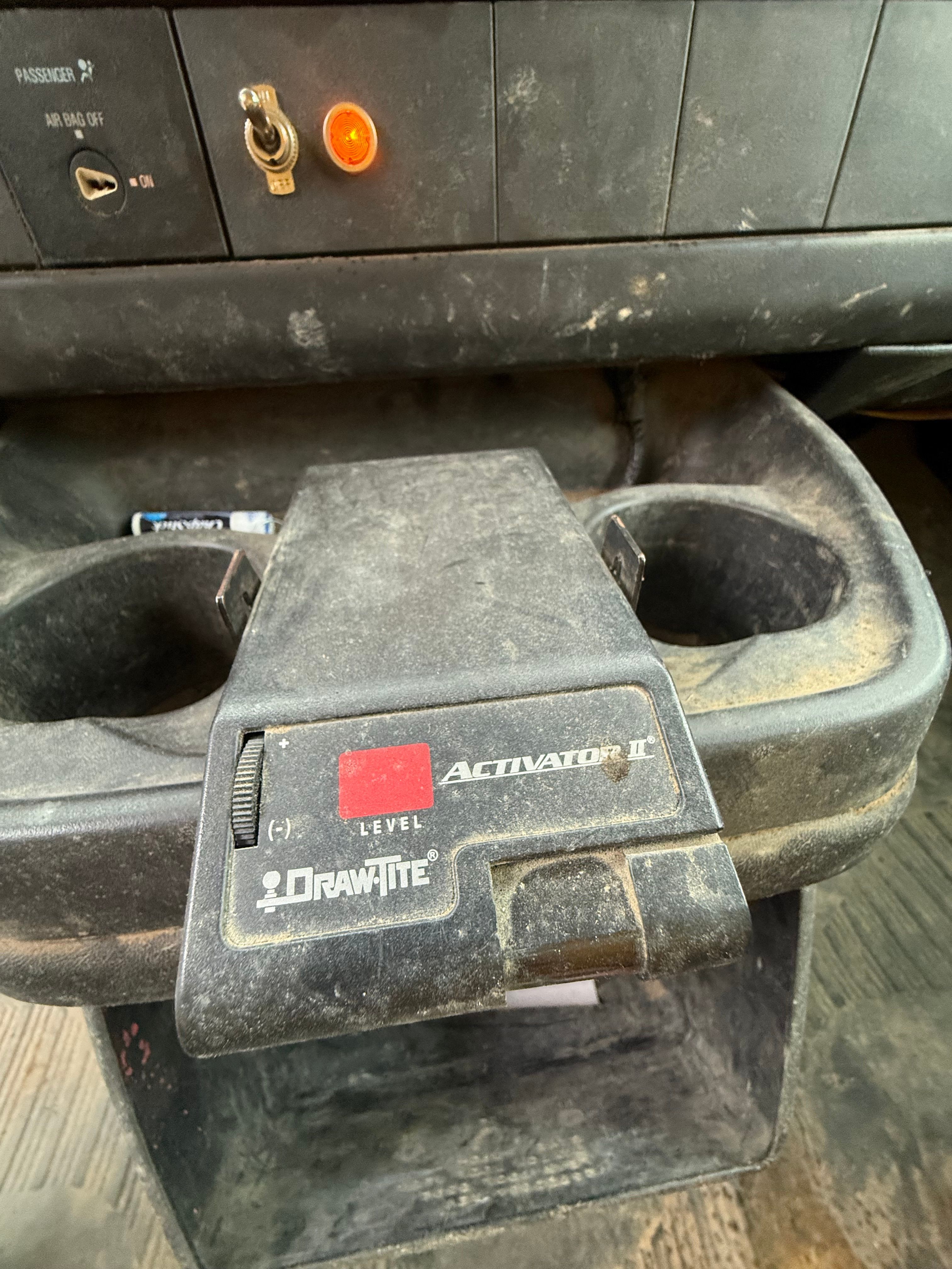 Used 2010 GMC Savana 3500 Extended RWD image 17