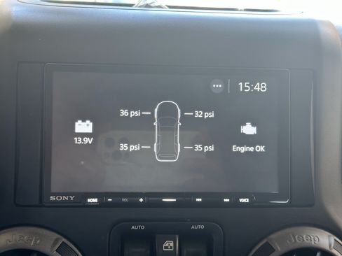 Used 2015 Jeep Wrangler Unlimited Sport w/ Quick Order Package 24S image 31