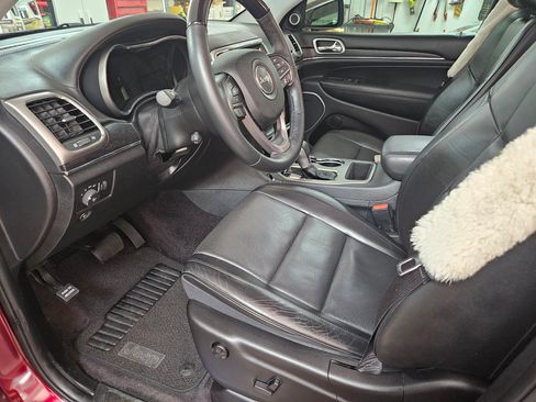 Used 2017 Jeep Grand Cherokee Summit image 21