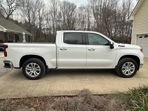 Used 2023 Chevrolet Silverado 1500 LTZ image 5