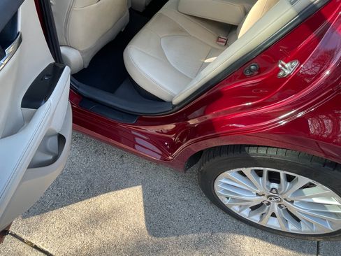 Used 2020 Toyota Camry XLE w/ Driver Assist Package image 10