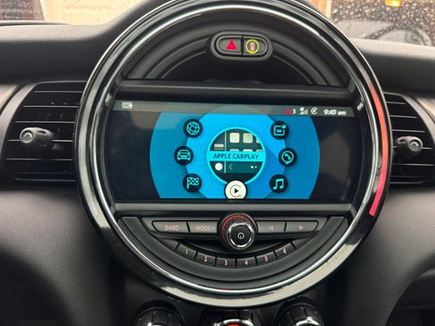 Used 2019 MINI Cooper S FWD image 19