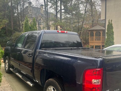 Used 2011 Chevrolet Silverado 1500 LT w/ All-Star Edition RWD image 4