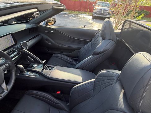 Used 2024 Lexus LC 500 Convertible w/ Touring Package RWD image 27