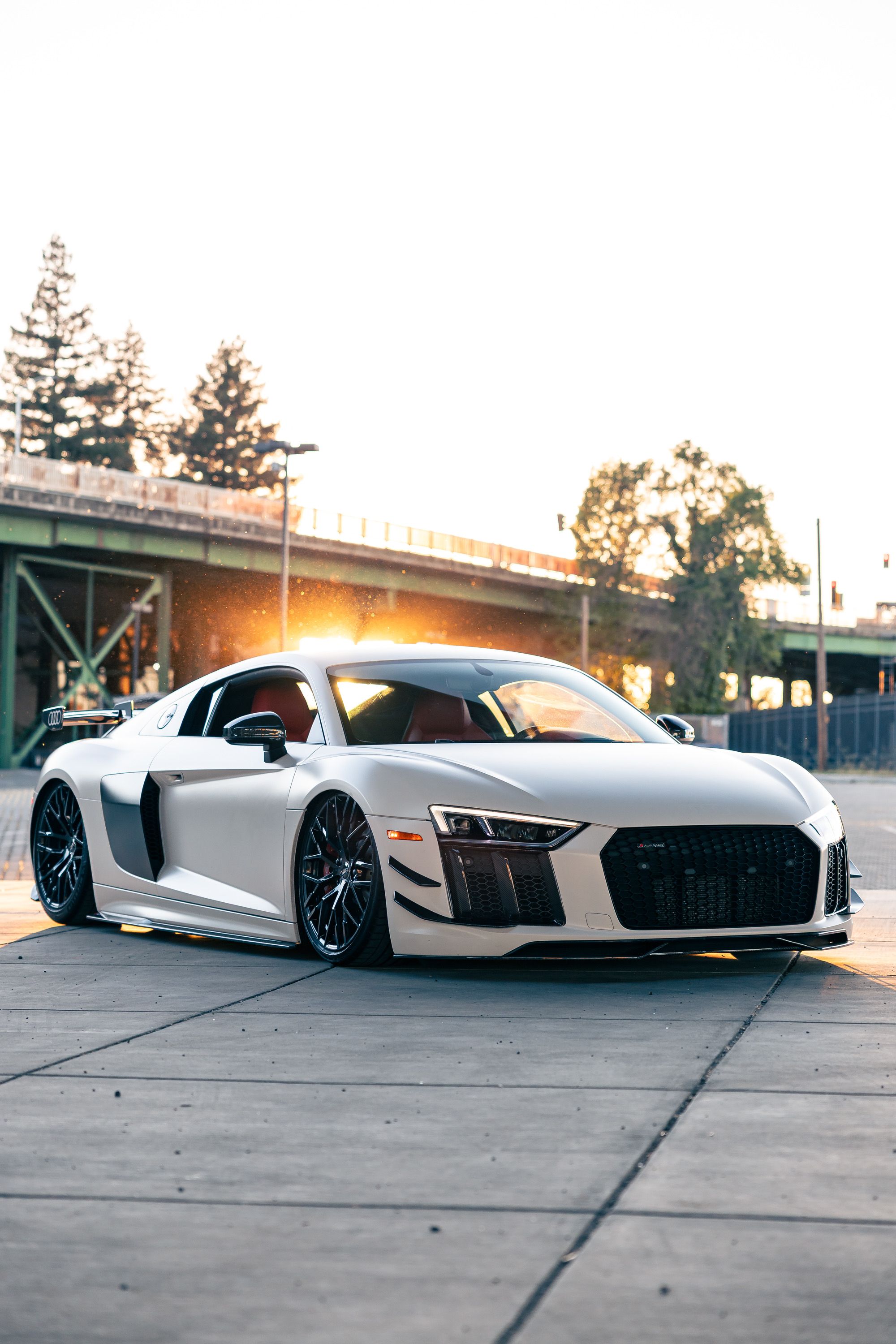 Used 2018 Audi R8 V10 w/ Premium Package RWD image 15
