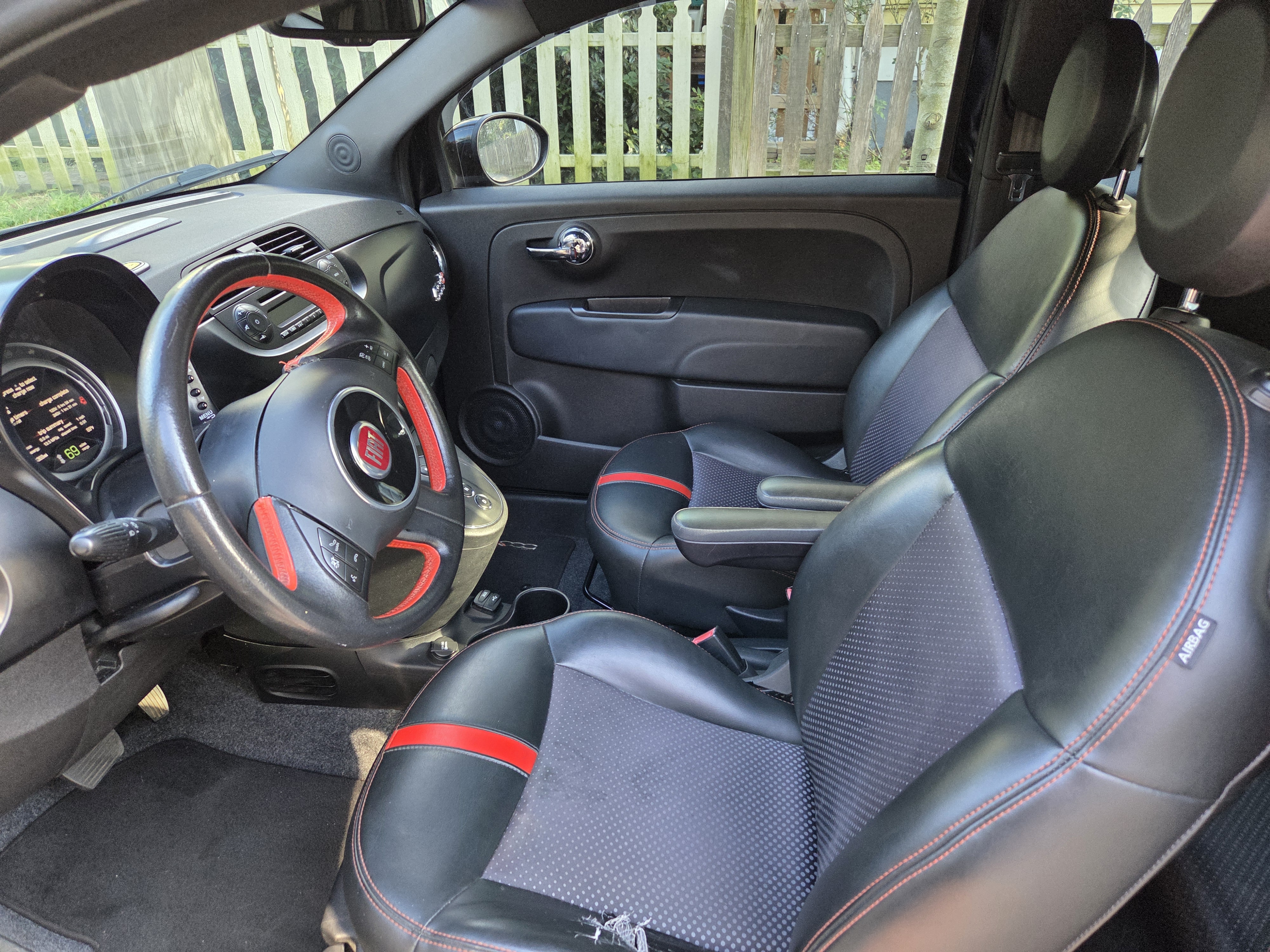 Used 2015 FIAT 500 e FWD image 13