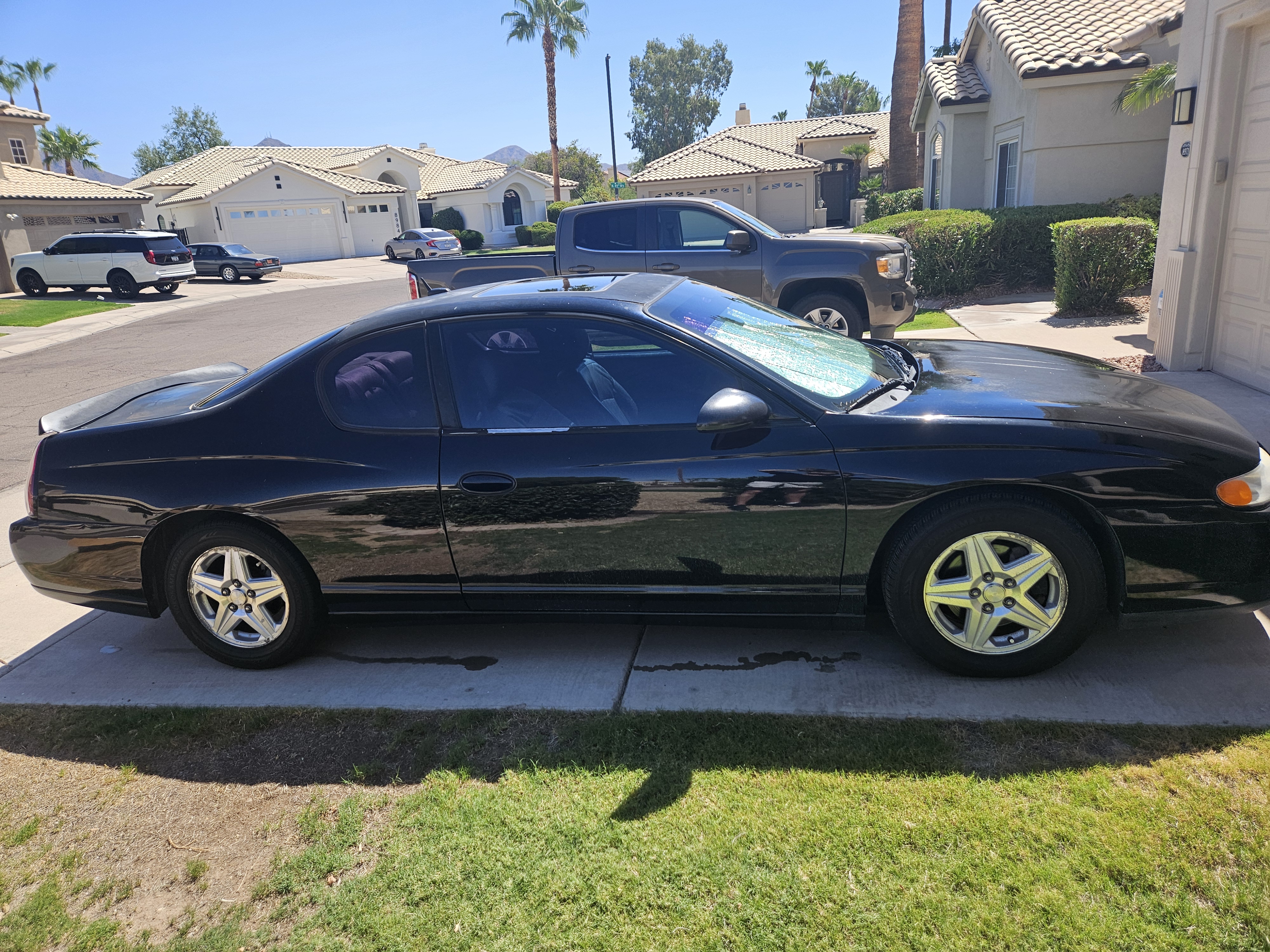 Used 2005 Chevrolet Monte Carlo LT w/ Preferred Equipment Group FWD image 4