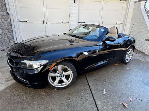 Used 2012 BMW Z4 sDrive28i image 1