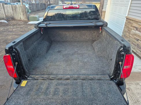 Used 2019 Chevrolet Colorado LT image 13