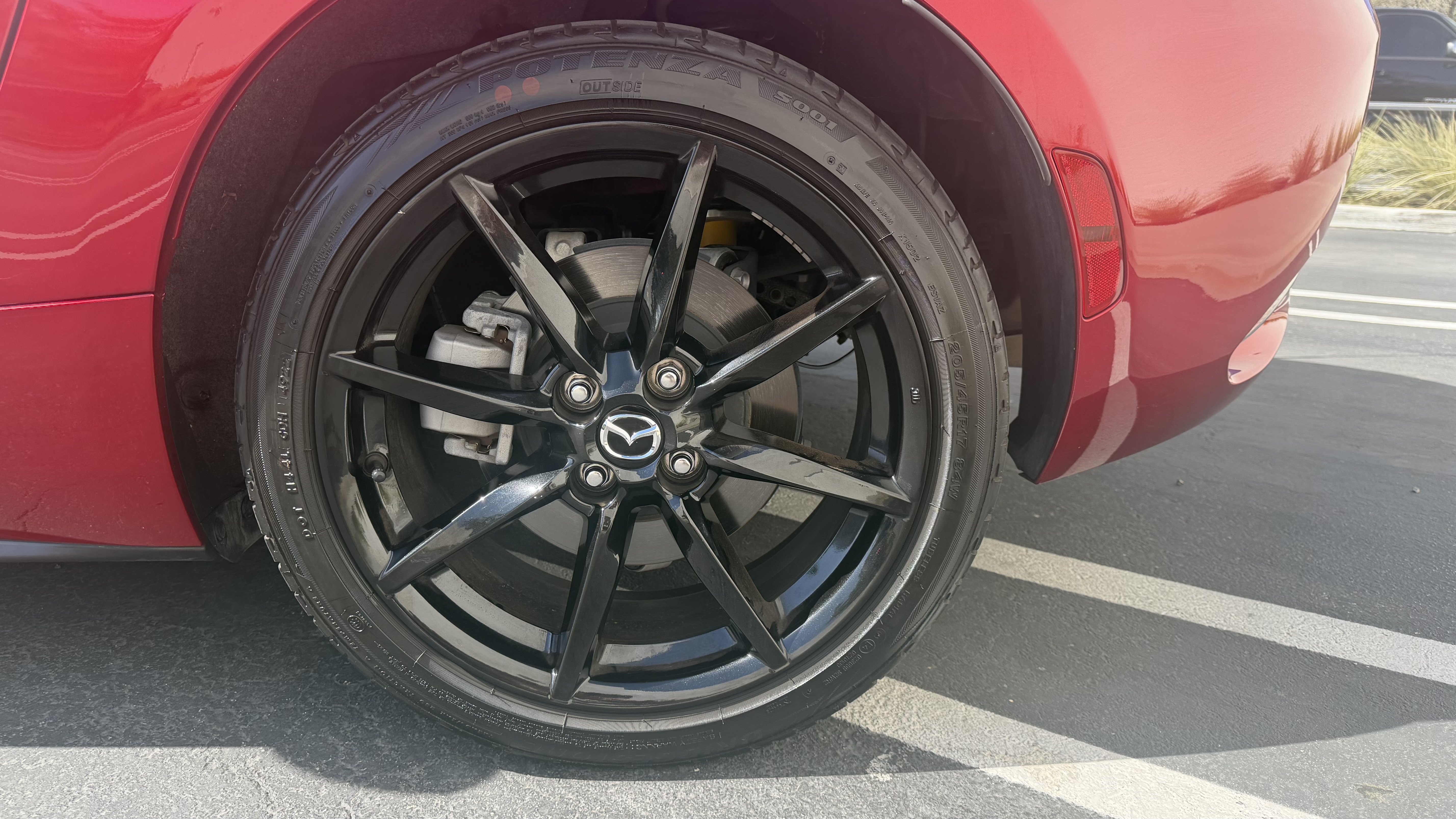 Used 2023 MAZDA MX-5 Miata Club RWD image 19