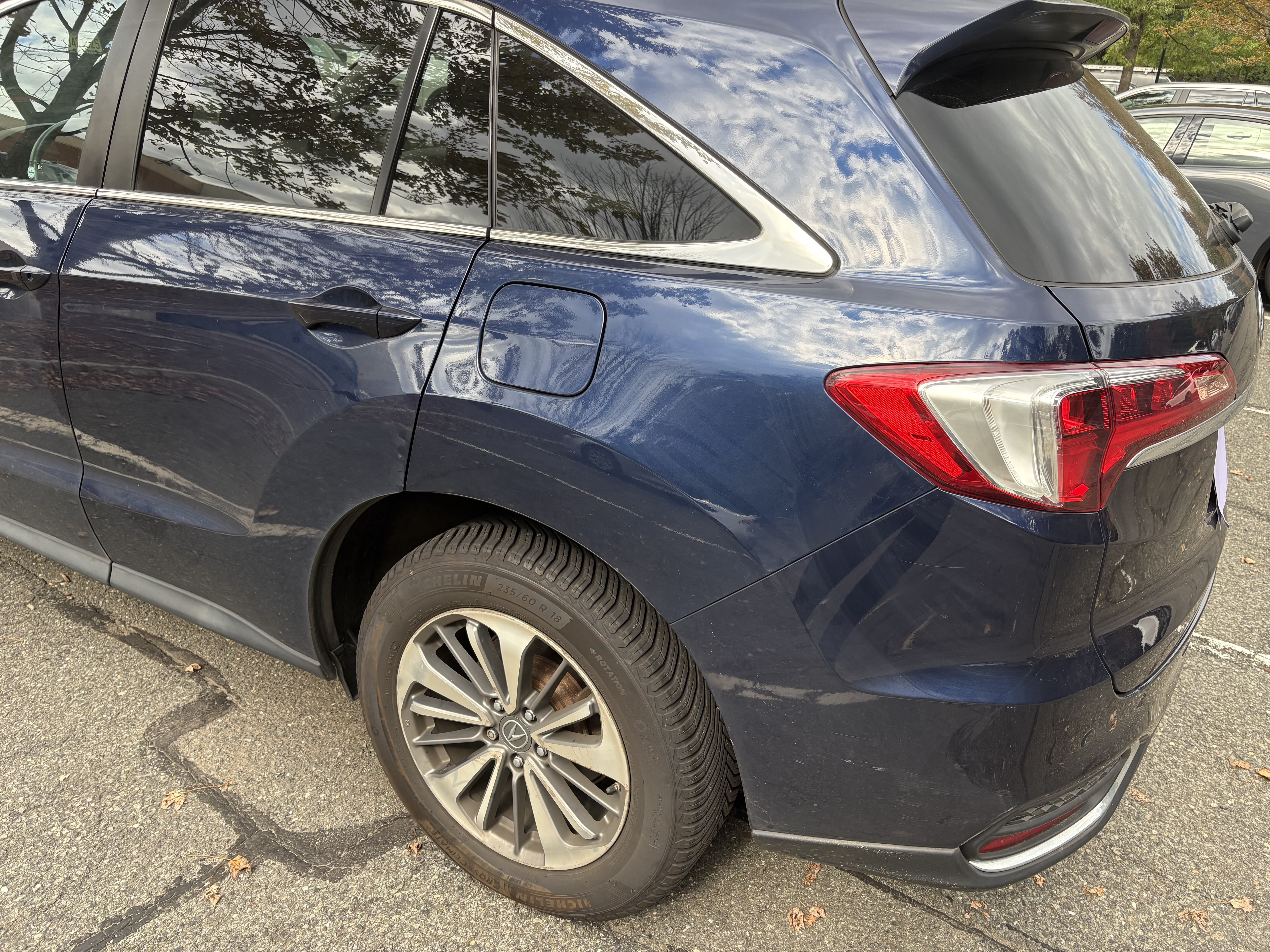 Used 2017 Acura RDX w/ Advance Package AWD/4WD image 18