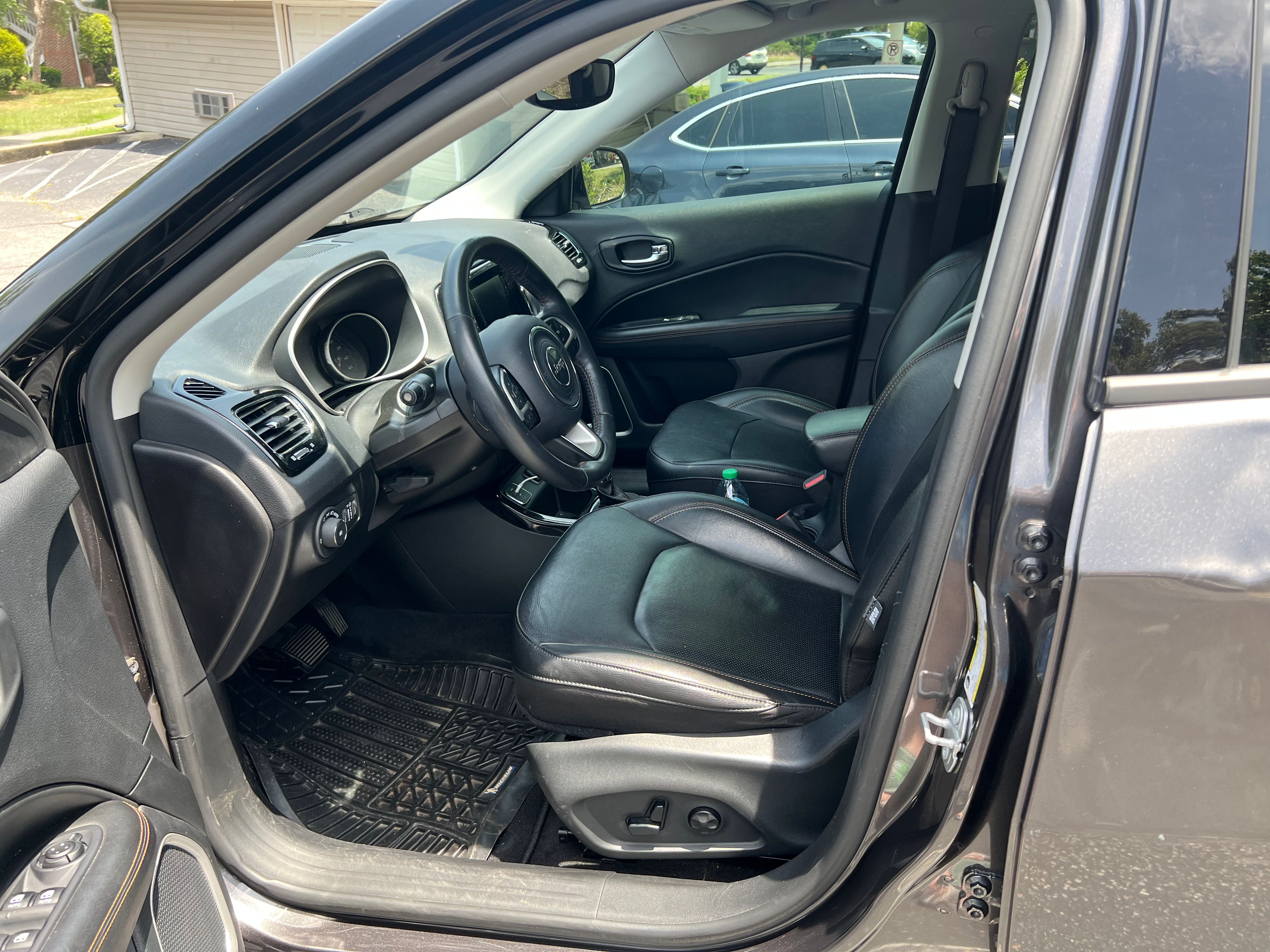 Used 2019 Jeep Compass Limited w/ Safety & Security Group FWD image 14