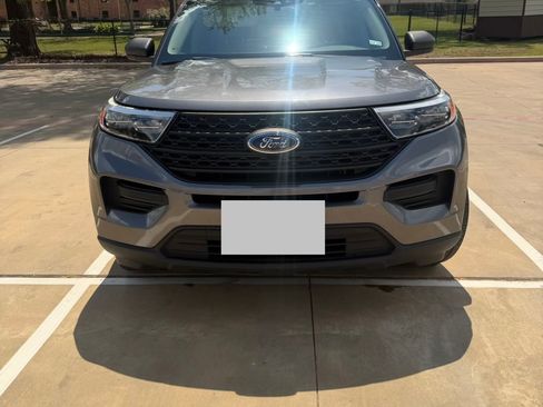 Used 2021 Ford Explorer 2WD image 4