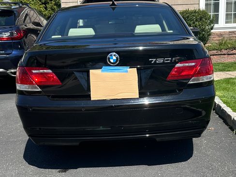 Used 2008 BMW 750i RWD image 13