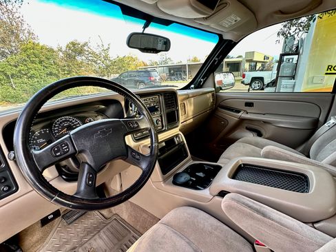 Used 2006 Chevrolet Silverado 1500 LT w/ Onstar Plus Package image 14