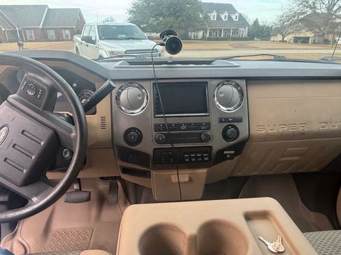 Used 2012 Ford F250 XLT w/ XLT Value Pkg image 14