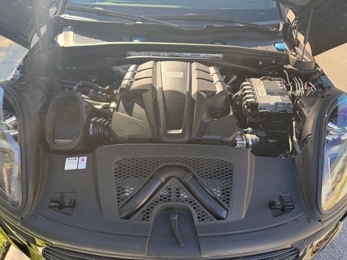 Used 2019 Porsche Macan S image 5