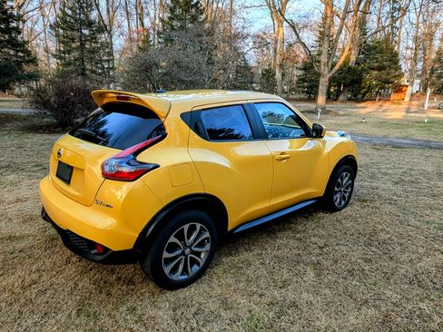 Used 2017 Nissan Juke SV image 10