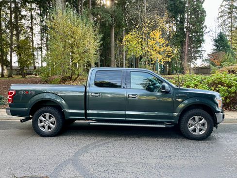 Used 2018 Ford F150 XLT w/ Equipment Group 301A Mid image 10