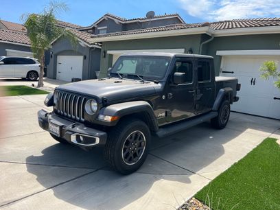 Used 2023 Jeep Gladiator Overland w/ Dual Top Group