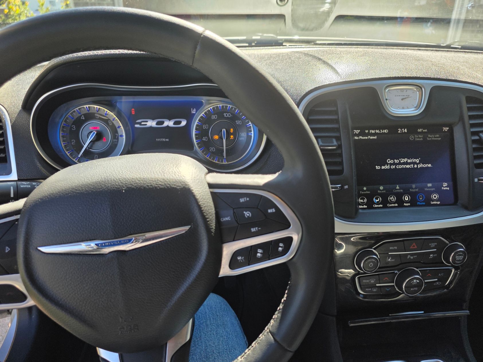 Used 2022 Chrysler 300 Touring L w/ Safetytec Plus Group RWD image 13