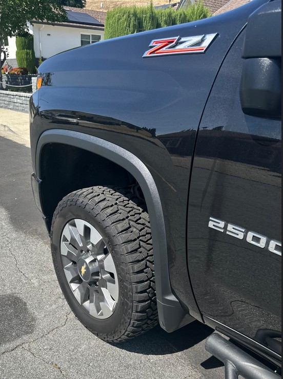Used 2022 Chevrolet Silverado 2500 Custom w/ Custom Value Package AWD/4WD image 12