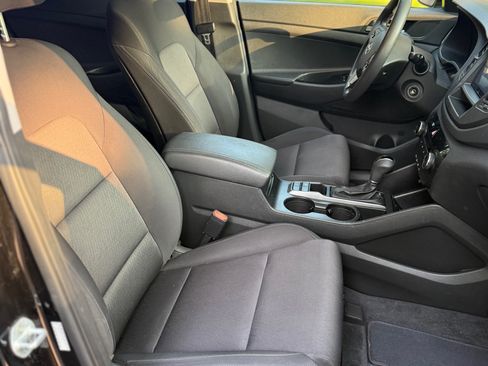 Used 2017 Hyundai Tucson SE w/ Cargo Package FWD image 12