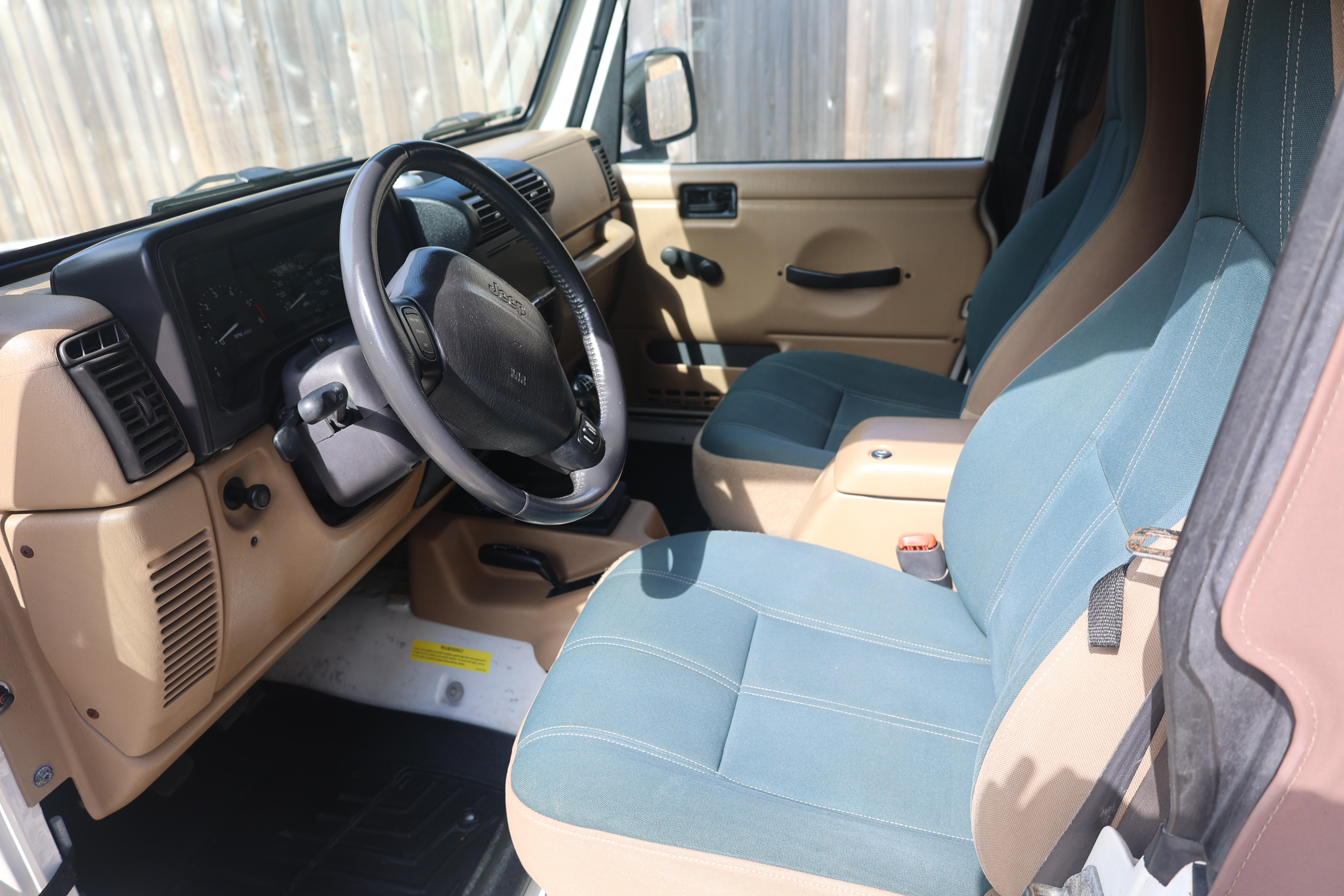 Used 2000 Jeep Wrangler Sahara AWD/4WD image 10
