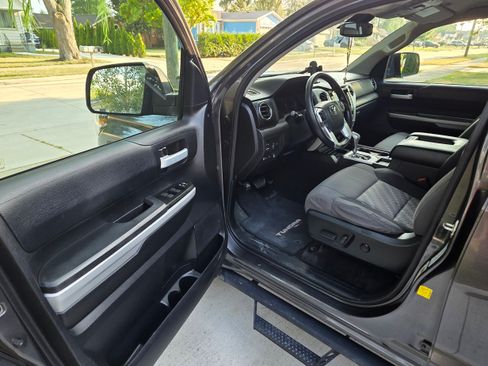 Used 2020 Toyota Tundra SR5 w/ TRD Sport Package AWD/4WD image 8