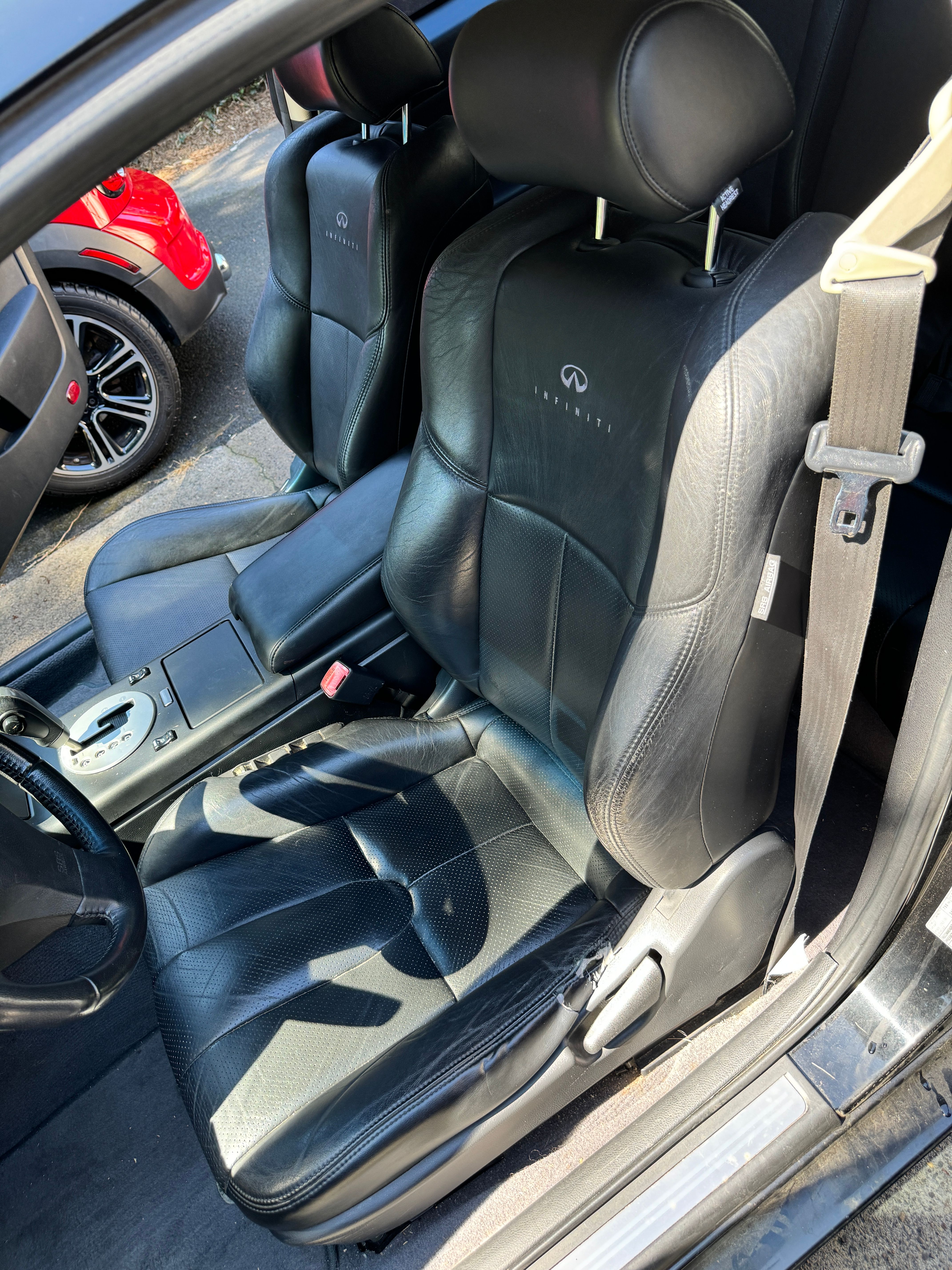 Used 2003 INFINITI G35 Coupe w/ Premium Pkg RWD image 14
