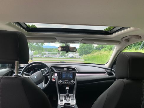 Used 2018 Honda Civic EX-T image 14
