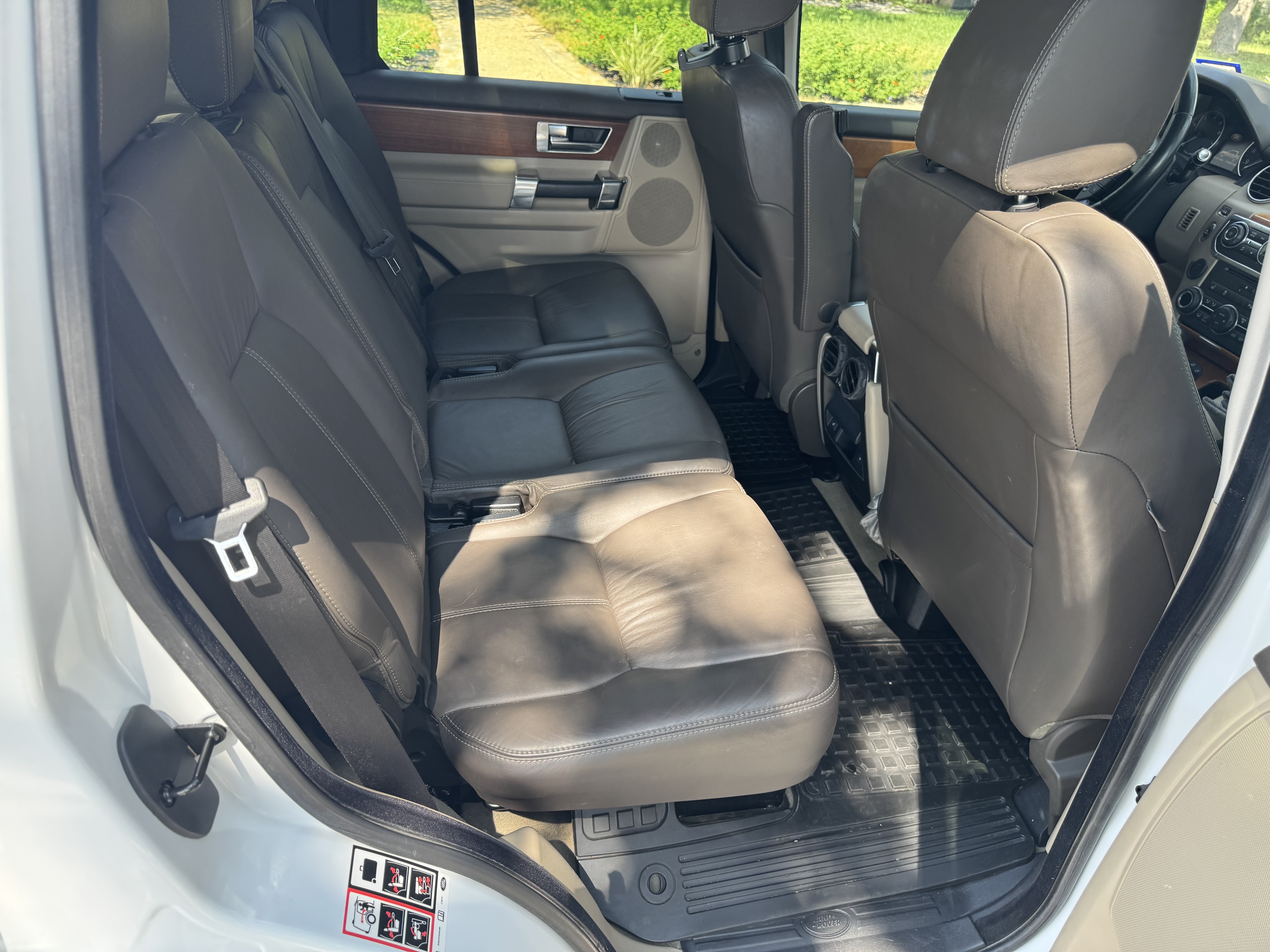 Used 2013 Land Rover LR4 HSE LUX AWD/4WD image 21