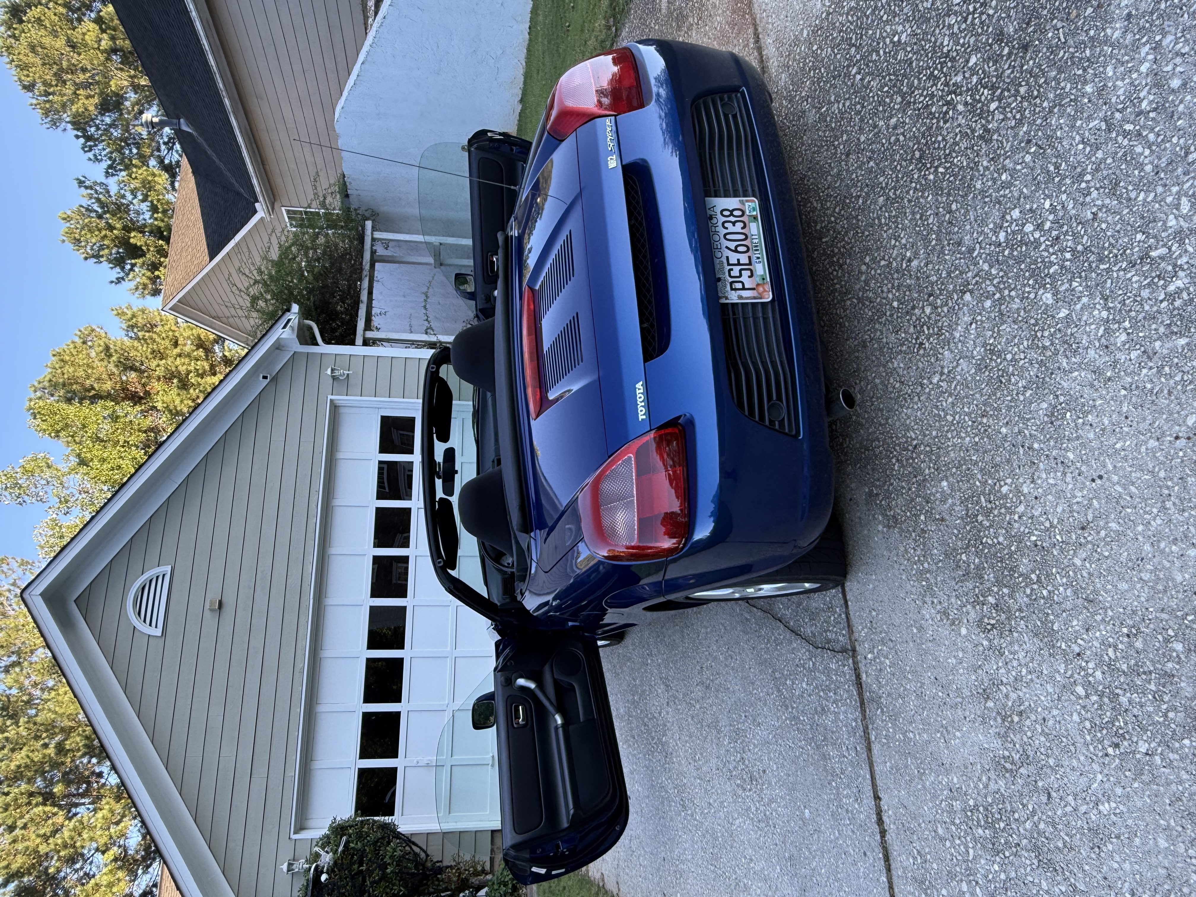 Used 2002 Toyota MR2 RWD image 9