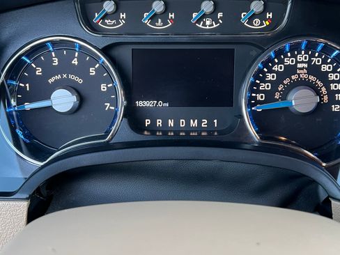 Used 2014 Ford F150 King Ranch w/ King Ranch Luxury Package image 17