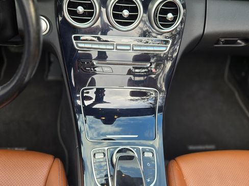 Used 2017 Mercedes-Benz C 300 Cabriolet image 17
