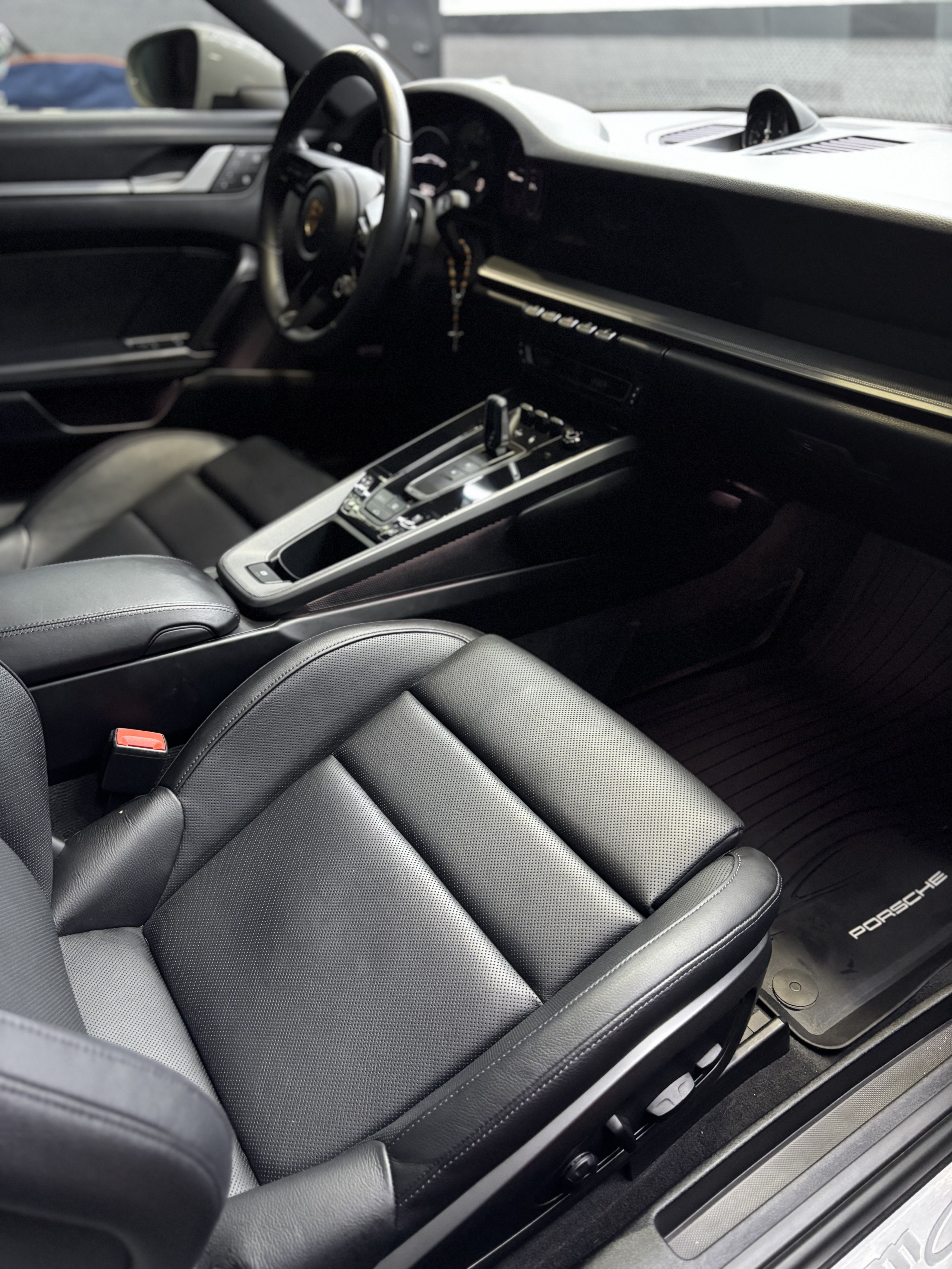Used 2022 Porsche 911 Carrera image 15