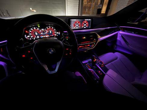 Used 2017 BMW 530i image 11