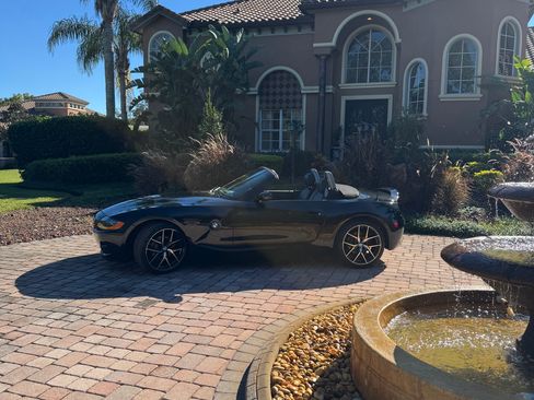 Used 2004 BMW Z4 2.5i RWD image 4