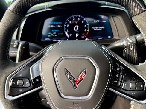 Used 2025 Chevrolet Corvette Z06 w/ Z07 Performance Package image 24