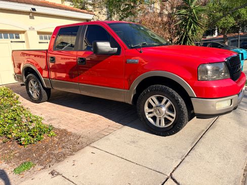 Used 2005 Ford F150 Lariat RWD image 1