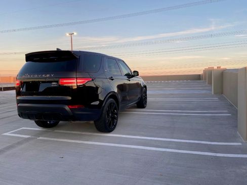 Used 2018 Land Rover Discovery HSE AWD/4WD image 5