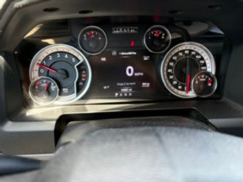 Used 2016 RAM 3500 Big Horn AWD/4WD image 2