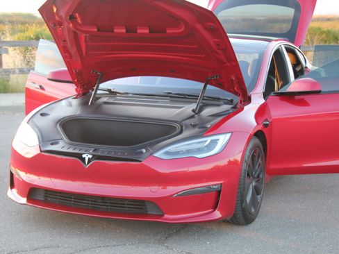 Used 2021 Tesla Model S Plaid image 23