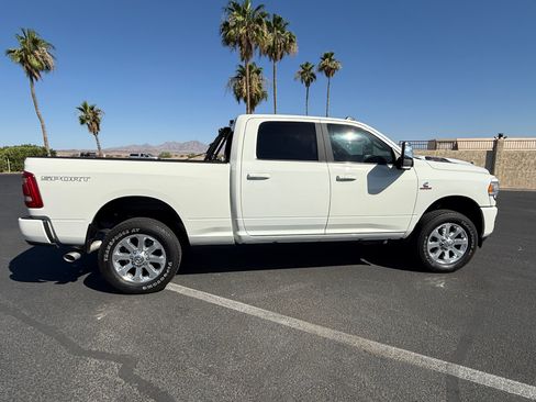 Used 2024 RAM 3500 Laramie w/ Sport Appearance Package AWD/4WD image 5